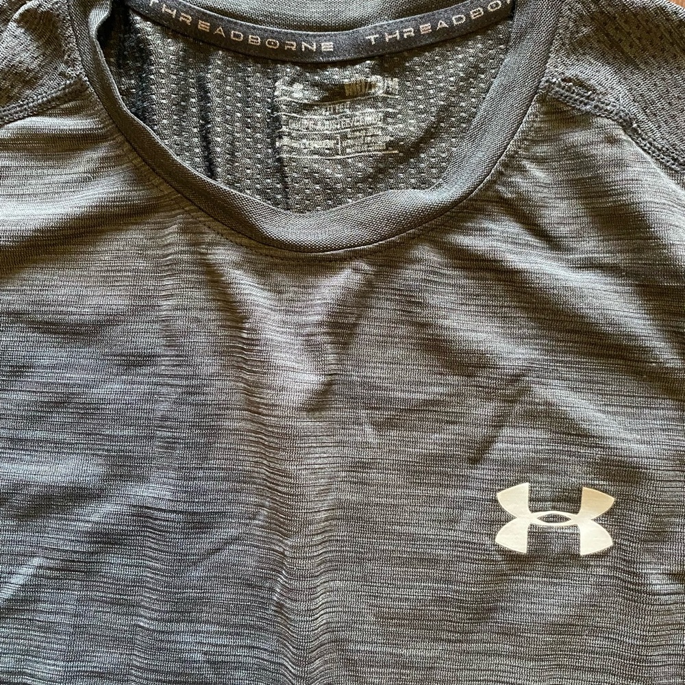Mens medium light weight fitted under armpit long sleeve shirt.